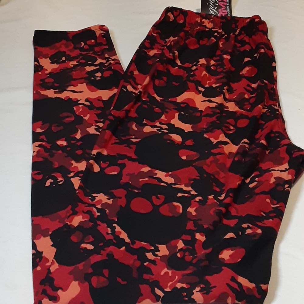 🆕️ Plus Legging Army Red Camo Skull